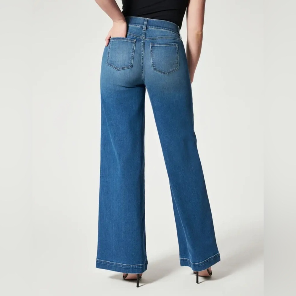 SPANX Seamed Front Wide Leg Jeans In Vintage Índigo Wash - Picture 10 of 15